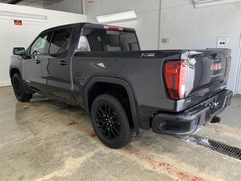 New 2026 GMC Sierra 1500 Elevation image 4