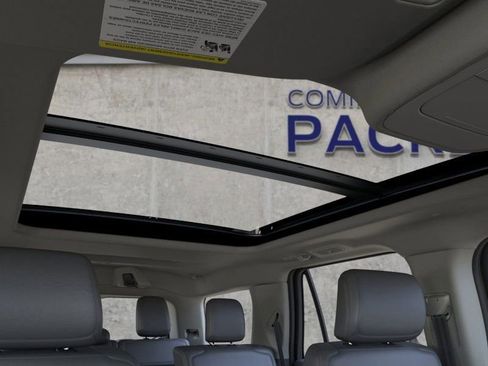 New 2026 Ford Expedition Active image 23