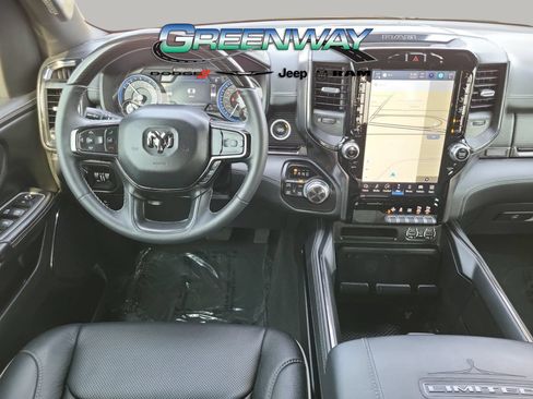 Used 2022 RAM 1500 Limited w/ Body Color Bumper Group AWD/4WD image 9