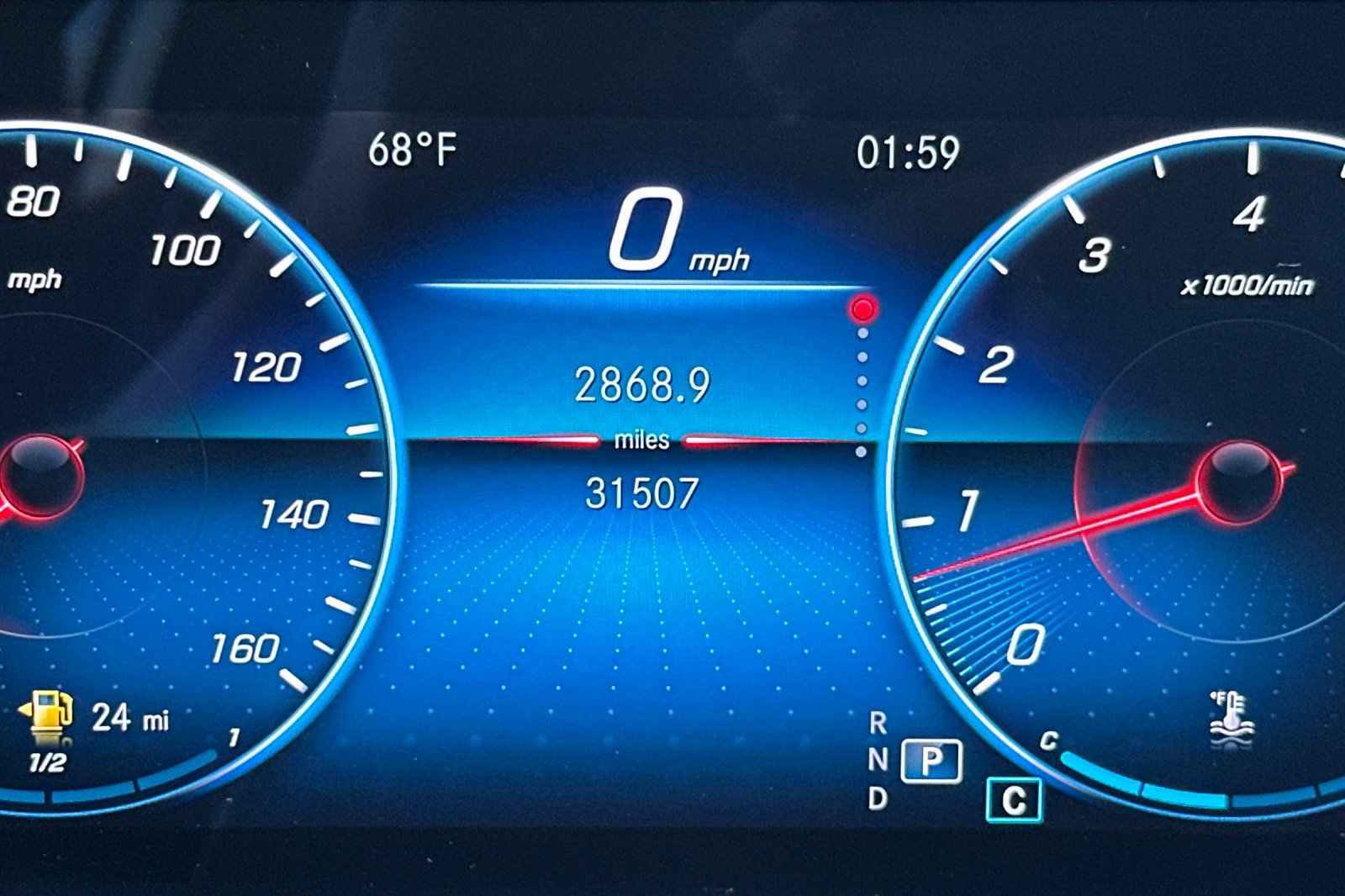 Used 2022 Mercedes-Benz GLB 250 4MATIC image 34