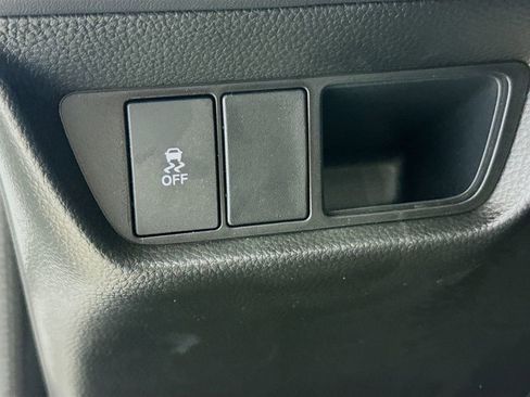 New 2026 Honda HR-V LX image 10