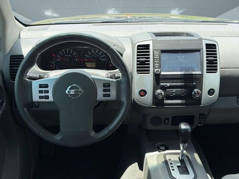 Used 2020 Nissan Frontier SV RWD image 27