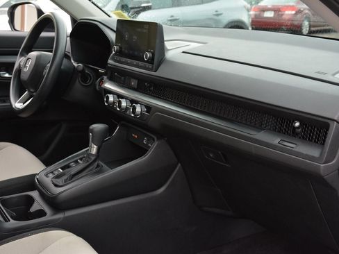 Used 2024 Honda CR-V LX image 20