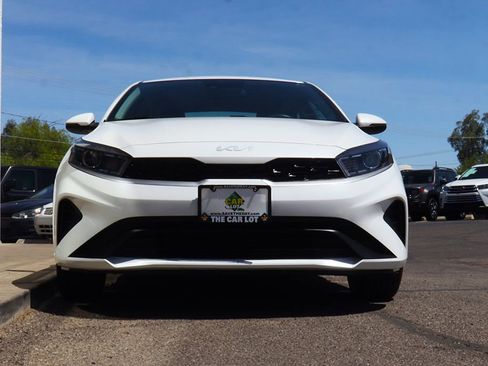 Used 2023 Kia Forte LXS w/ LXS Technology Package image 17