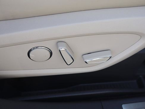 Used 2019 Lincoln Nautilus Reserve AWD/4WD image 29