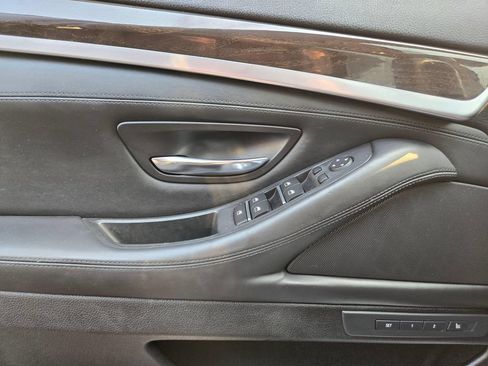 Used 2015 BMW 550i xDrive Sedan AWD/4WD image 23