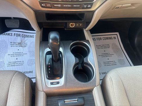 Used 2018 Honda Pilot EX image 27
