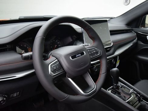 New 2026 Jeep Compass Trailhawk AWD/4WD image 26