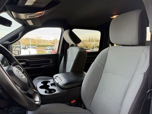 Used 2024 RAM 3500 Big Horn image 14