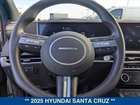 Used 2025 Hyundai Santa Cruz SEL image 13