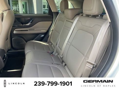 Used 2023 Lincoln Corsair FWD image 14