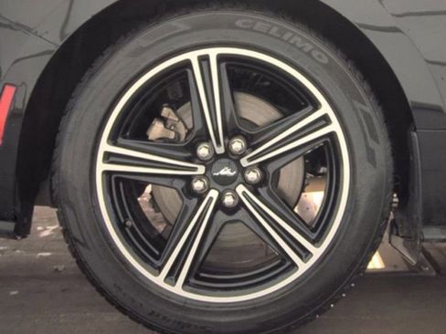 Used 2024 Ford Mustang Coupe image 16