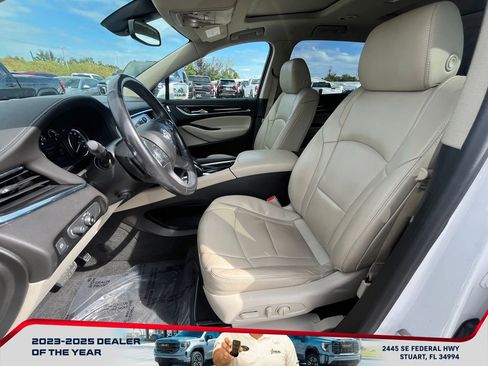 Used 2019 Buick Enclave Premium w/ Experience Buick Package image 11