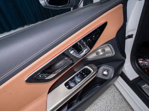 Certified 2026 Mercedes-Benz CLE 300 4MATIC Cabriolet image 13