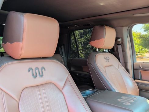 Used 2022 Ford Expedition King Ranch RWD image 28