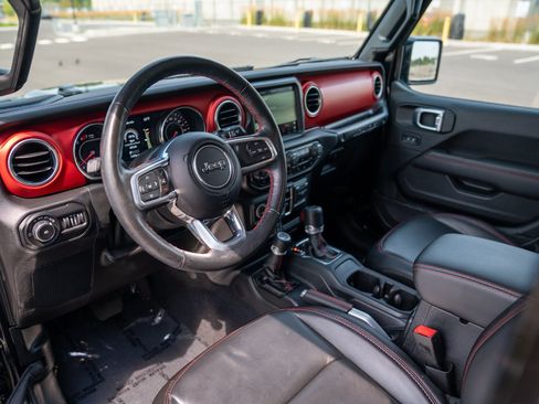Used 2021 Jeep Wrangler Unlimited Rubicon AWD/4WD image 4