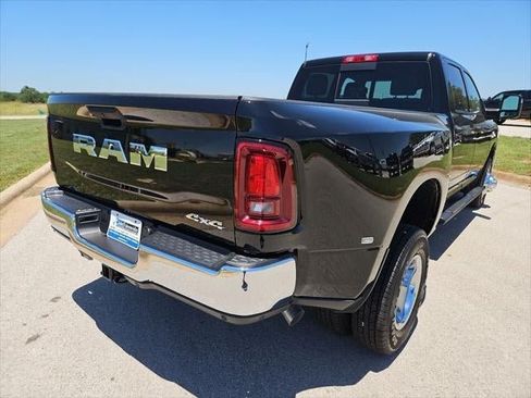 New 2026 RAM 3500 Tradesman AWD/4WD image 37