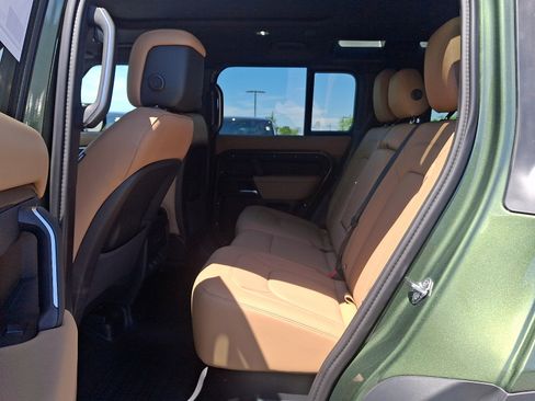New 2026 Land Rover Defender 110 S AWD/4WD image 9