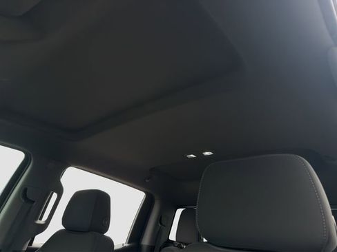 Used 2021 Chevrolet Silverado 1500 LT Trail Boss w/ Convenience Package II AWD/4WD image 31