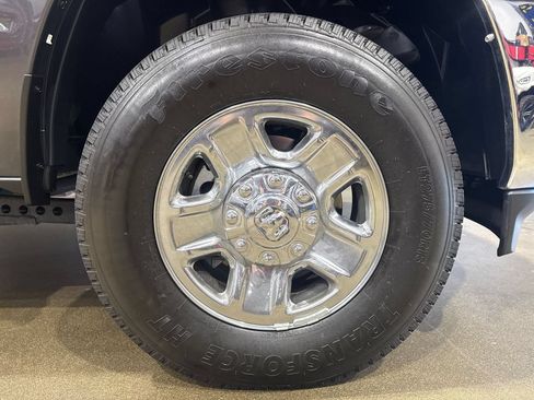 Used 2024 RAM 2500 Tradesman w/ Chrome Appearance Group AWD/4WD image 43