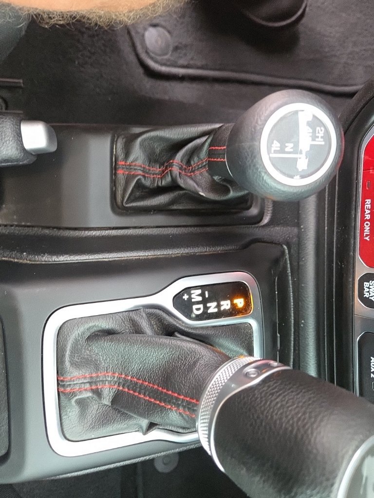 Used 2021 Jeep Wrangler Unlimited Rubicon AWD/4WD image 29