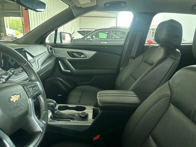 Used 2022 Chevrolet Blazer LT w/ Sound & Technology Package AWD/4WD image 6