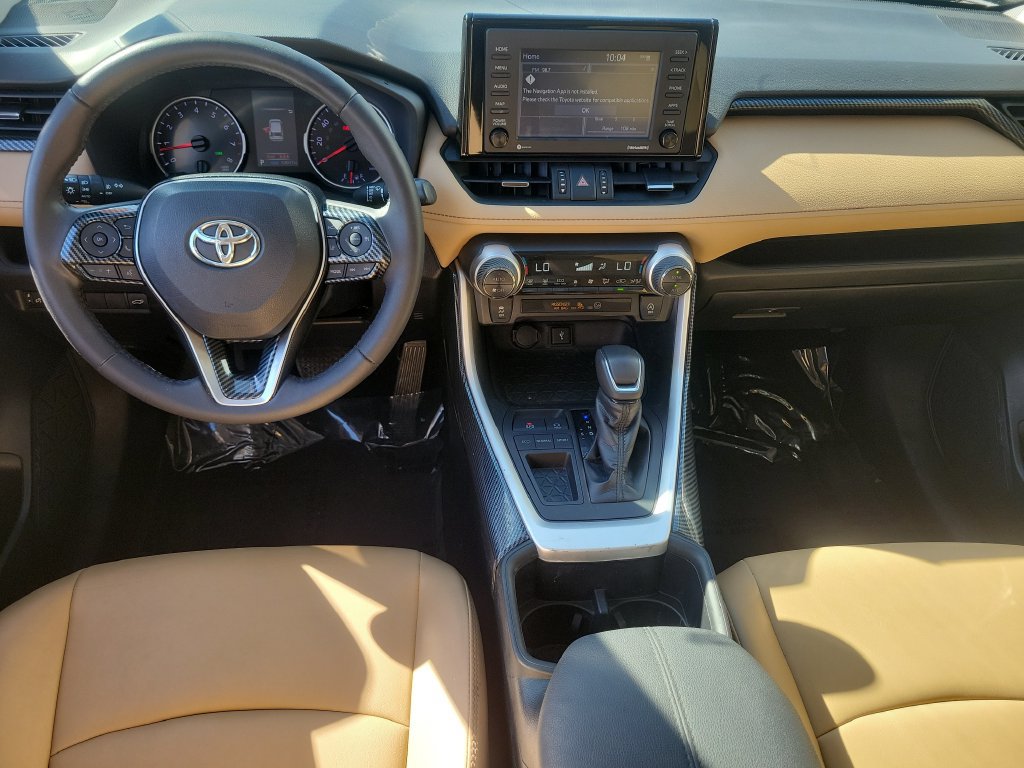 Certified 2022 Toyota RAV4 XLE Premium FWD image 25