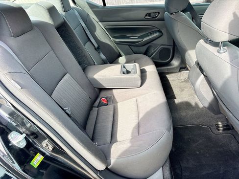 Used 2024 Nissan Altima 2.5 SV image 25