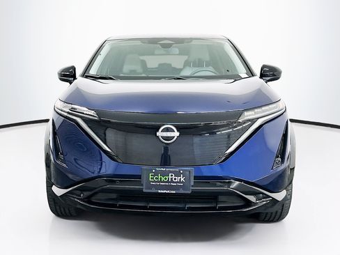 Used 2024 Nissan Ariya AWD image 2