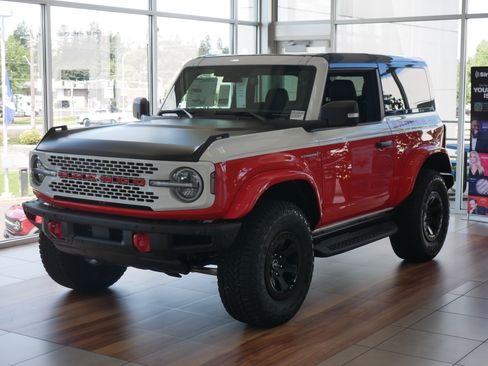 New 2025 Ford Bronco Stroppe Edition image 2