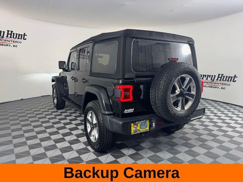 Used 2020 Jeep Wrangler Unlimited Sahara image 8