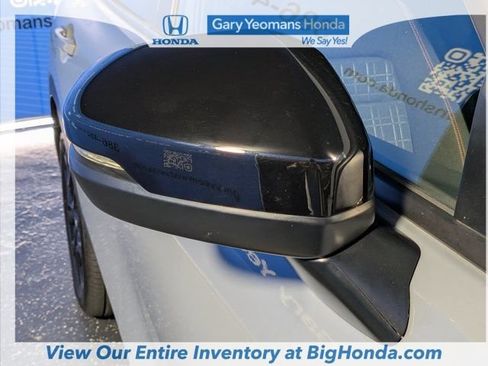 Certified 2025 Honda HR-V Sport image 14