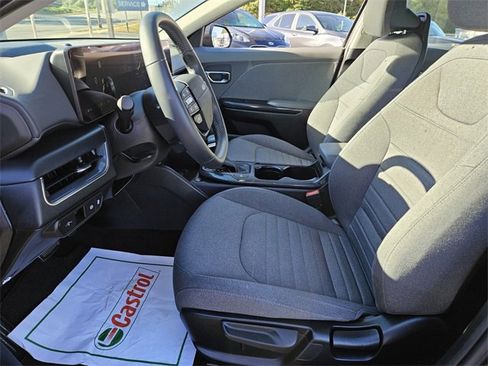 Used 2025 Kia K4 EX image 8