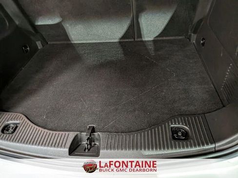 Used 2022 Buick Encore Preferred w/ Safety Package AWD/4WD image 28