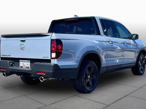 Used 2023 Honda Ridgeline Black Edition image 12