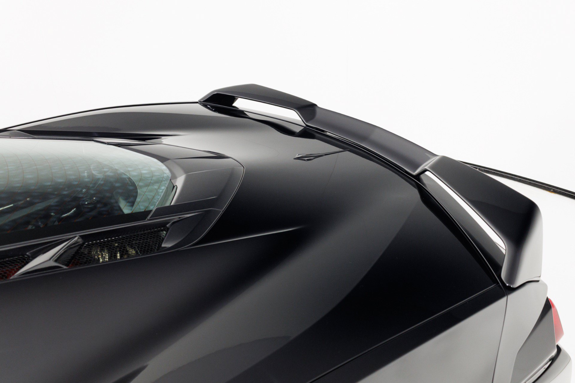 Used 2024 Chevrolet Corvette Stingray Premium Cpe w/ Z51 Performance Package RWD image 72