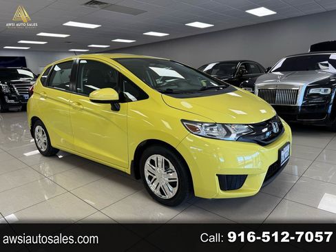 Used 2015 Honda Fit LX image 1