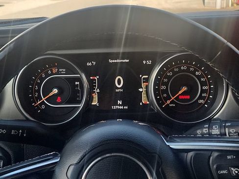 Used 2018 Jeep Wrangler Unlimited Sahara w/ Cold Weather Group AWD/4WD image 13