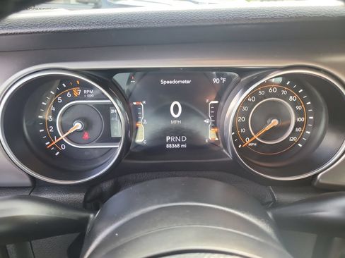 Used 2019 Jeep Wrangler Unlimited Sport S AWD/4WD image 30