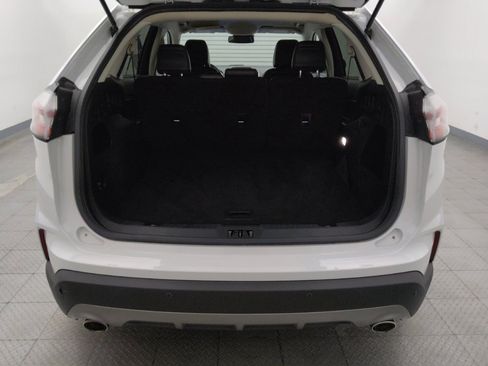 Used 2020 Ford Edge SEL FWD image 29