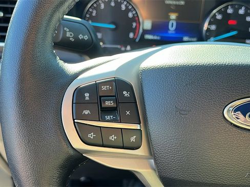 Used 2023 Ford Explorer XLT w/ Equipment Group 202A image 16