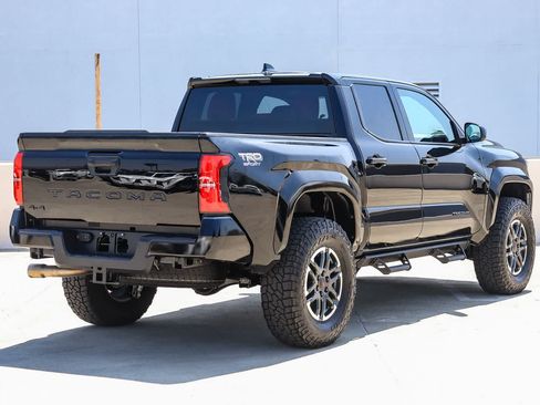 Used 2026 Toyota Tacoma TRD Sport AWD/4WD image 4