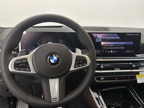 New 2026 BMW X5 xDrive40i w/ M Sport Package AWD/4WD image 22