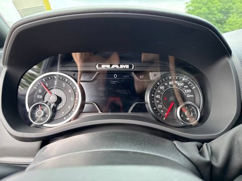 New 2026 RAM 2500 Big Horn AWD/4WD image 11