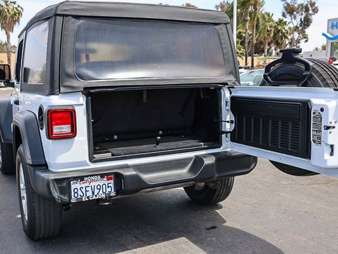 Used 2020 Jeep Wrangler Sport AWD/4WD image 20