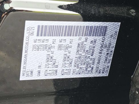 Used 2025 Nissan Rogue SV FWD image 34