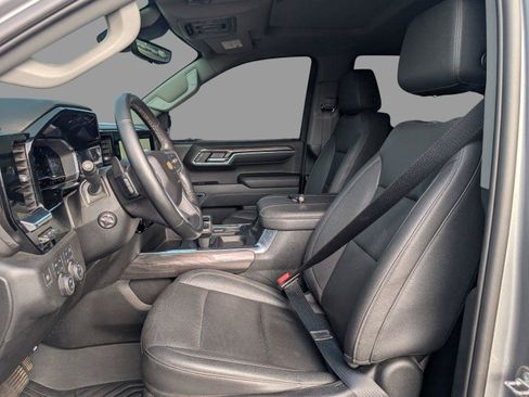 Certified 2024 Chevrolet Silverado 1500 LTZ AWD/4WD image 18