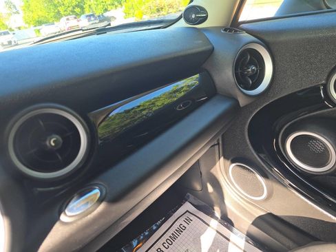 Used 2013 MINI Cooper S FWD image 17