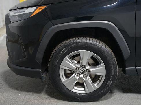 Certified 2024 Toyota RAV4 XLE FWD image 5