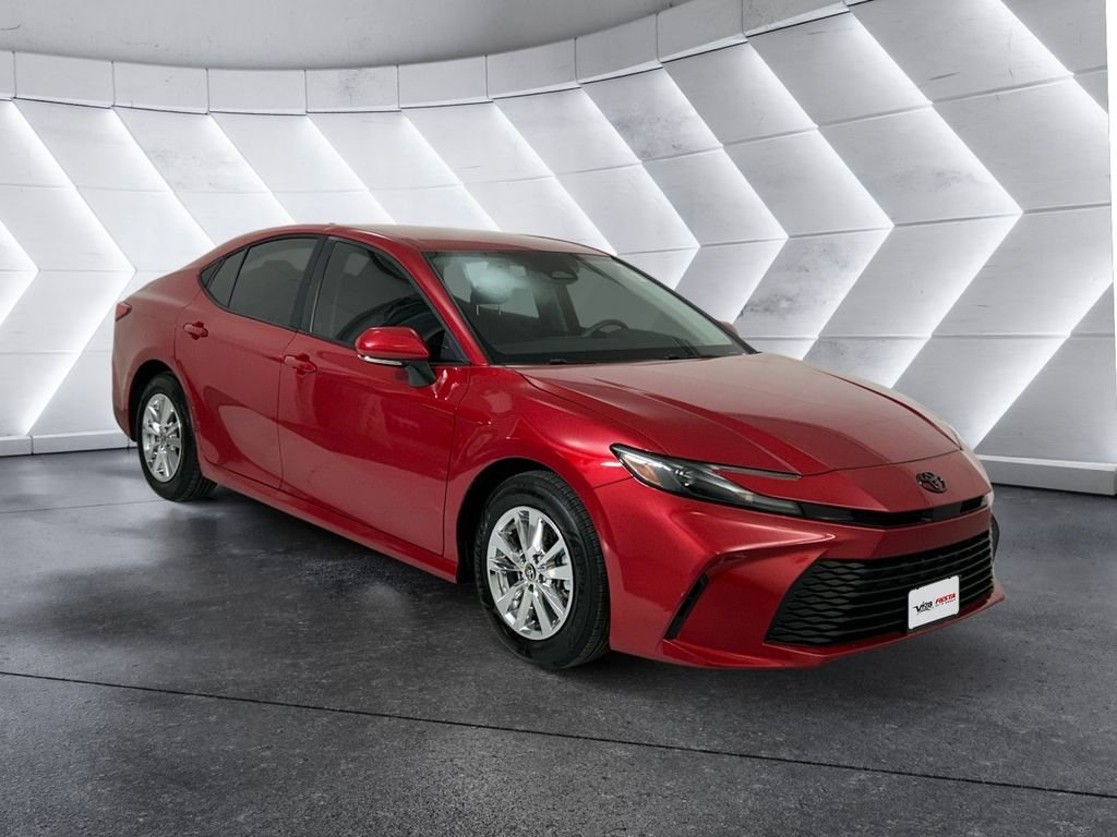 Used 2025 Toyota Camry LE FWD image 1